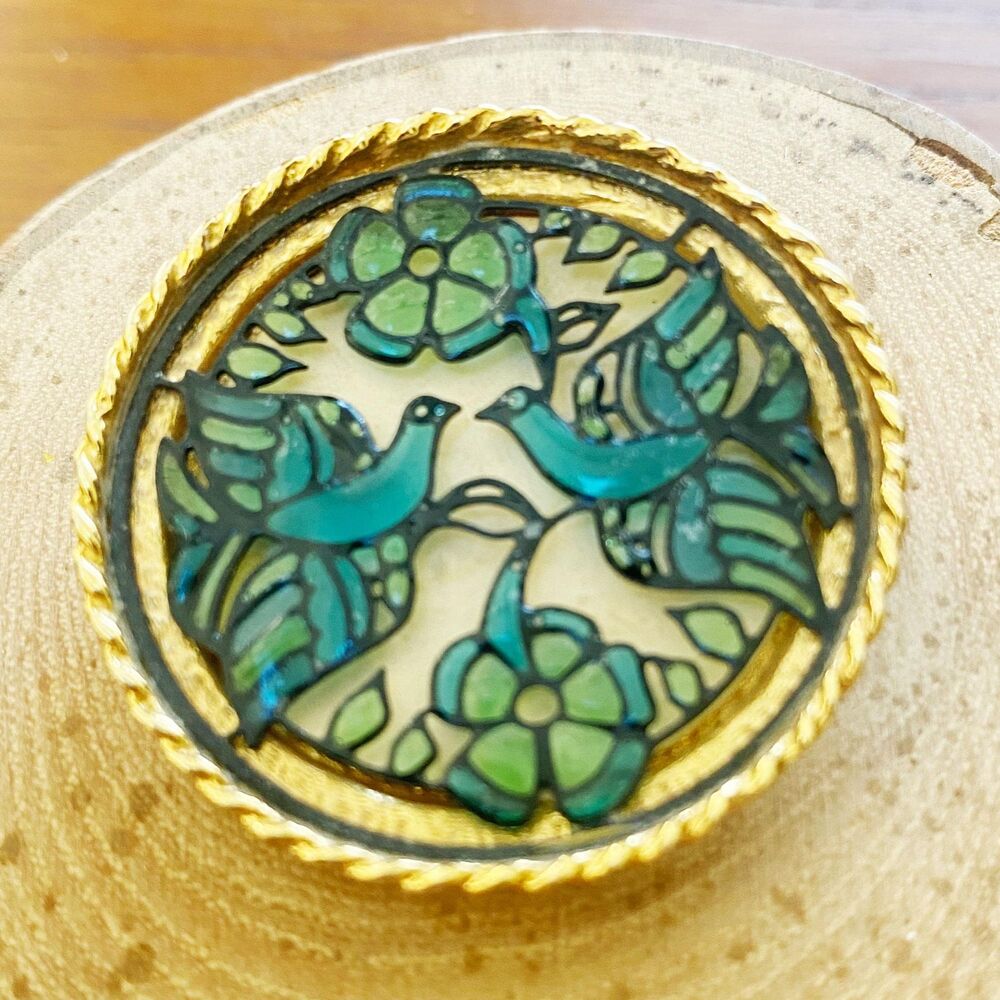 Vintage Green Blue Round Faux Plique-à-Jour Overlay Shadow Box Pin Brooch